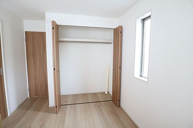◇クローゼット◇ 同仕様全居室収納付き♪お部屋がスッキリとお使いいただけます♪
