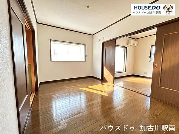 木の温もりがやさしいフローリング