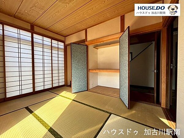 小さなお子さまにはフローリングよりもやわらかい和室の畳の方が安心です♪