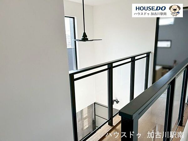☆おしゃれな吹き抜けで解放感のある空間☆
