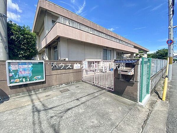 加古川市立加古川幼稚園 300m
