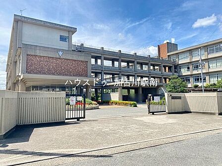 加古川市立加古川小学校 310m