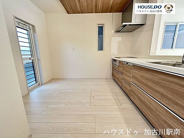 同型写真（キッチン）