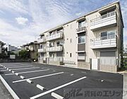 富田駅より徒歩18分 2階 築13年の賃貸物件