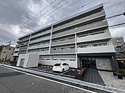 江坂駅より徒歩17分 5階 築1年7ヶ月の賃貸物件