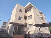 総持寺駅より徒歩13分 3階 築43年の賃貸物件