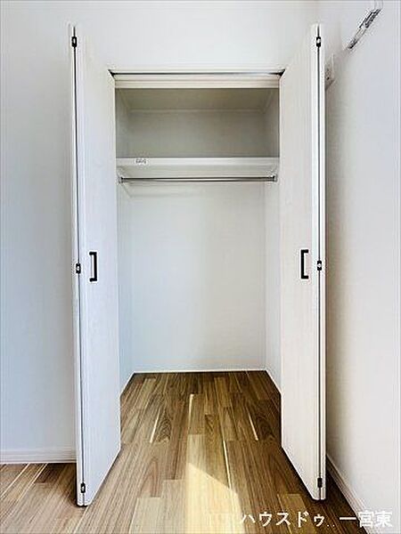 ≪3階4.5帖洋室≫収納があると家の中をすっきりと快適に保てますね。