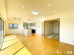 藤和シティホームズ一宮大宮 4LDKのリビング/ダイニング