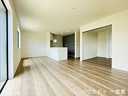 リビング/ダイニングの画像