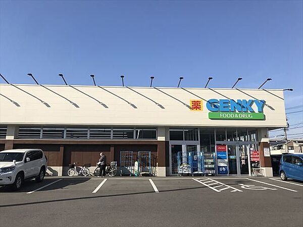 ゲンキー木曽川インター西店営業時間09：00～21：00　医薬品や化粧品だけでなく生活必需品を幅広く取り揃え、青果や精肉などの生鮮食品の取り扱いあり。クレジットカード・電子マネー利用可・スマホ決済…