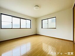 一宮市大和町馬引字郷裏:洋室