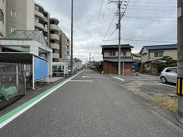 【西側南向き】