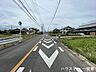 その他：≪南側西向き　幅員約7.2m≫引越し業者のトラックも問題なく停めて置くことが出来る道幅です。