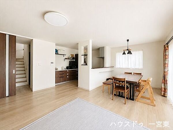 ※居住中につき室内を CG にて物消しをしたものです。