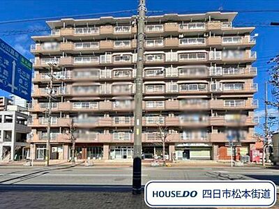 外観：近鉄名古屋線「近鉄四日市」駅より徒歩約12分。9階建てマンションの最上階につき、お部屋からの景色は良好です♪（2026年2月12日　撮影）