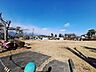周辺：桜台2号公園広々としていて、落ち着いた雰囲気の公園です。ブランコやすべり台が設置されています。 120m