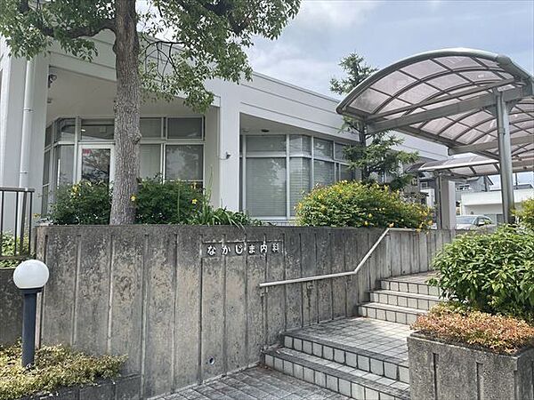 なかじま内科診察時間：9:00-12:00　15:00-18:00休診日：木曜午後・土曜午後・日曜日と祝日※木曜午前は第一診のみの外来※火・水・金曜日の午後、土曜午前は第二診のみの外来 410m