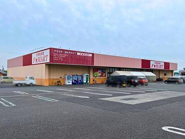 F☆MART 小牧店営業時間 9:00～21:00灯油 9:00～19:00駐車場 あり取扱サービス 灯油お支払方法 現金 クレジットカード 510m