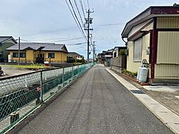 岐阜市萱場南2丁目:前面道路