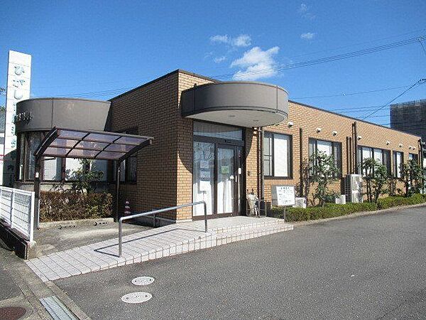 ひがし胃腸科外科　【診療科目】胃腸科、外科、内科、肛門科【診療時間】9：00～12：00/15：00～18：30【休診日】日・祝/木・土（午後のみ） 690m