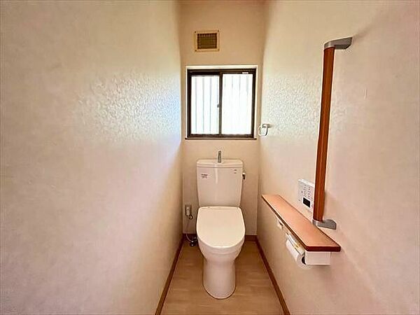 トイレを拡大表示