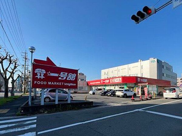 一号舘　堀木店 一号館　堀木店9：00～24：00 120m