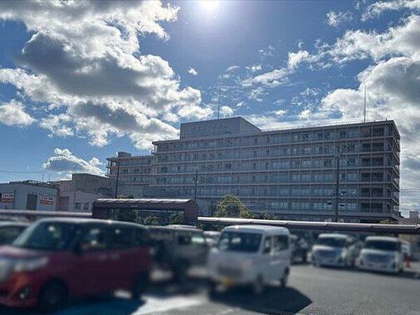 市立四日市病院地域医療支援病院初診　平日8：30-11：30再診　予約なし　平日8：30-11：30　　　予約あり　平日8：30-17：00休診日　土日祝/年末年始 580m