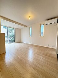 フォレストショア １０２ 1階1LDKのリビング/ダイニング