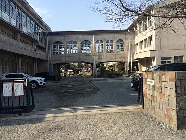 小学校 2200m 熊谷市立大麻生小学校