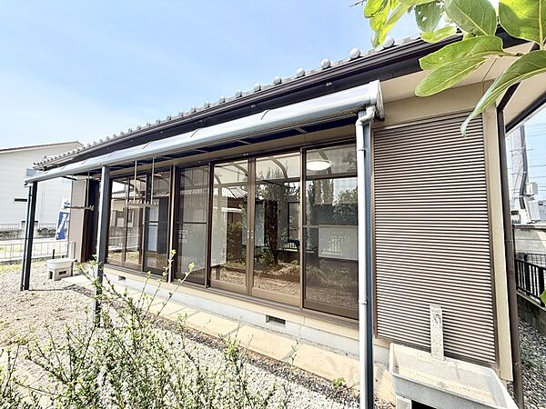 ◆外観（リフォーム後）｜外観が光を反射し、お家全体を明るく大きい印象にしてくれます♪