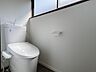 トイレ：【トイレ】段差を活かした洋式仕様のトイレです♪※2026年7月撮影　※リフォーム後写真