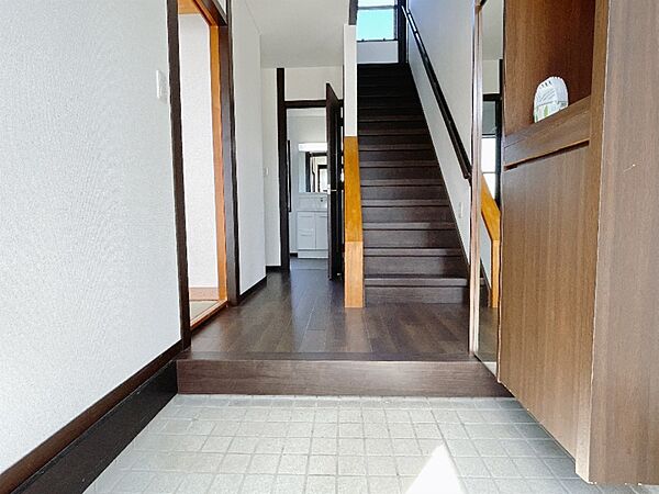 【1F廊下：リフォーム中】現在リフォーム工事中です。完成をお待ちください♪