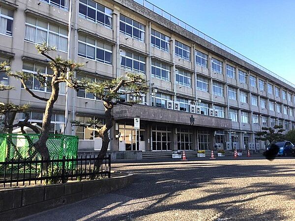 小学校 3200m 新潟市立桃山小学校