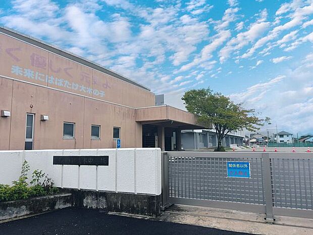 鈴鹿市立大木中学校 2400m