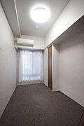 ＊4.5帖洋室＊※家具削除加工を行っており、写真はイメージです※