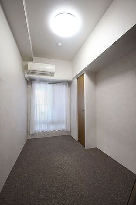 *4.5帖洋室*※家具削除加工を行っており、写真はイメージです※