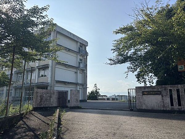鈴鹿市立創徳中学校 2400m