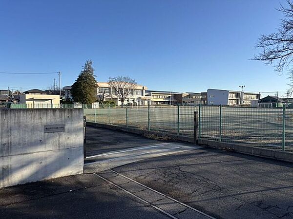 亀山市立川崎小学校 1980m