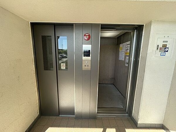エレベータ