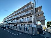 出水駅より徒歩4分 1階 築28年5ヶ月の賃貸物件