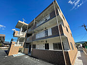 隈之城駅より徒歩15分 築4年1ヶ月 3階建の賃貸物件