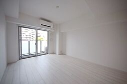 ART APARTMENT　IN　TOKYO NORTH 405 4階ワンルームのリビング/ダイニング