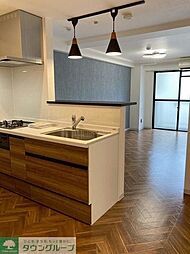 フェアリーヒルズ保木間 205 2階2DKのリビング/ダイニング