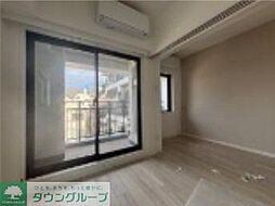 ルミーク北千住 403 4階1LDKのリビング/ダイニング