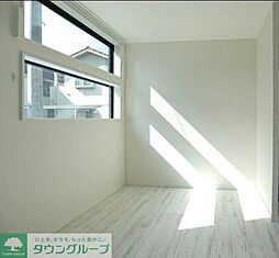 ユニヴェール西新井 203 2階1Kのリビング/ダイニング