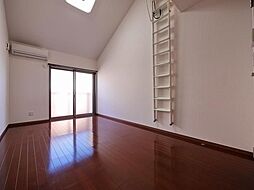 フローラ1 205 2階1Kのリビング/ダイニング