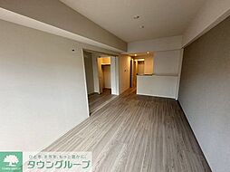 Ｌｉｅｒ　ａ　ｌ’ａｖｅｎｉｒ（リエ　ア　ラヴニール） 506 5階1LDKのリビング/ダイニング