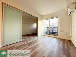 メゾン北綾瀬 202 2階1LDKのリビング/ダイニング