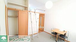 東武伊勢崎線 梅島駅 徒歩13分の賃貸アパート 1階1Kのリビング/ダイニング