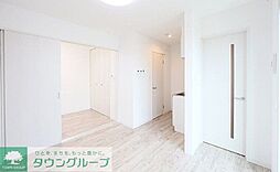 名古屋市営桜通線 鶴里駅 徒歩4分の賃貸アパート 3階1LDKのリビング/ダイニング